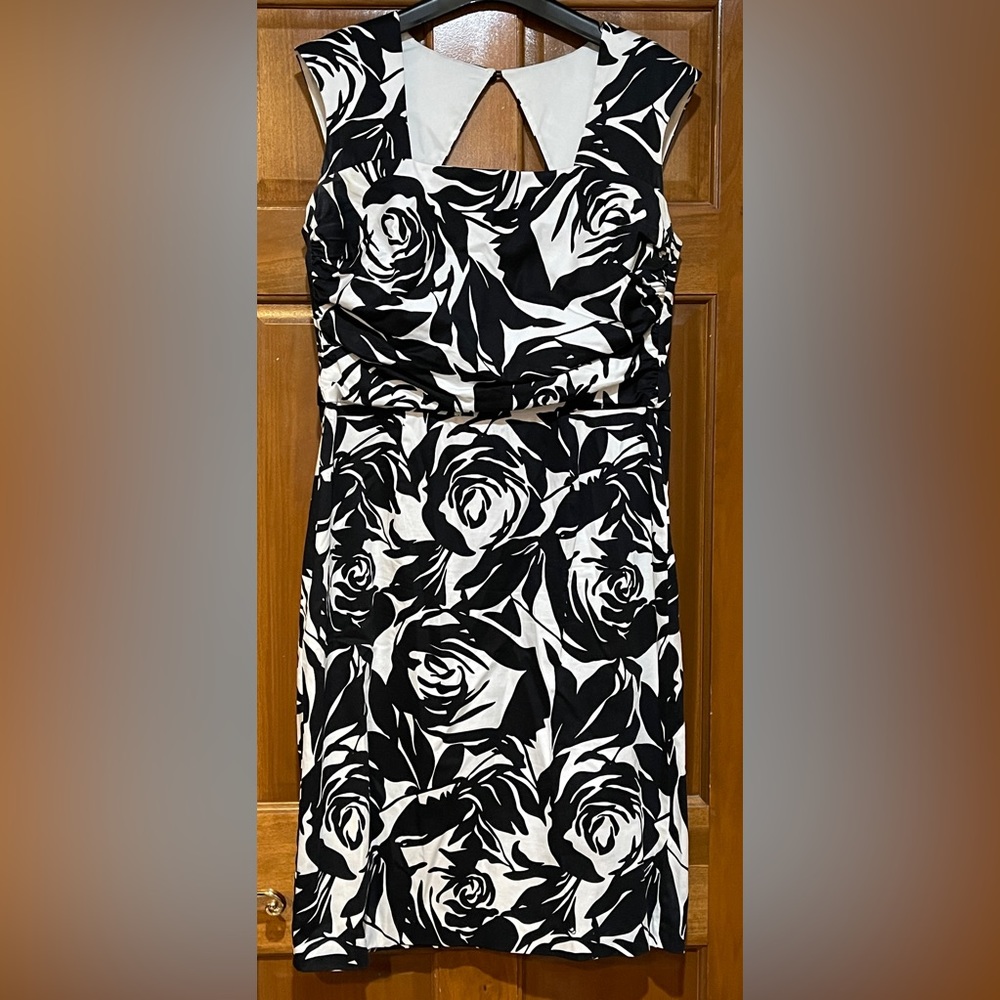 White House Black Market dress size 10